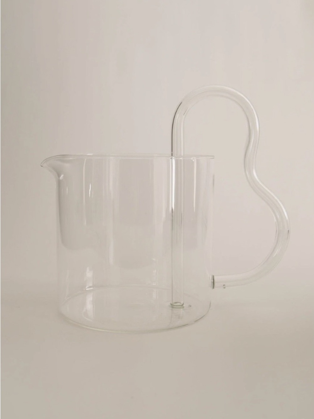 HAY Bean Pitcher Clear/Clear 40oz Borosilicate Glass Squiggly Handle